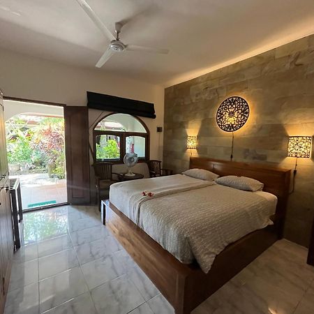 Catra Homestay Beach Apartments Candidasa Kültér fotó