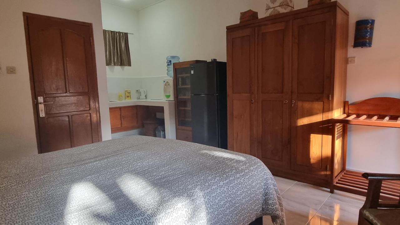 Catra Homestay Beach Apartments Candidasa Kültér fotó
