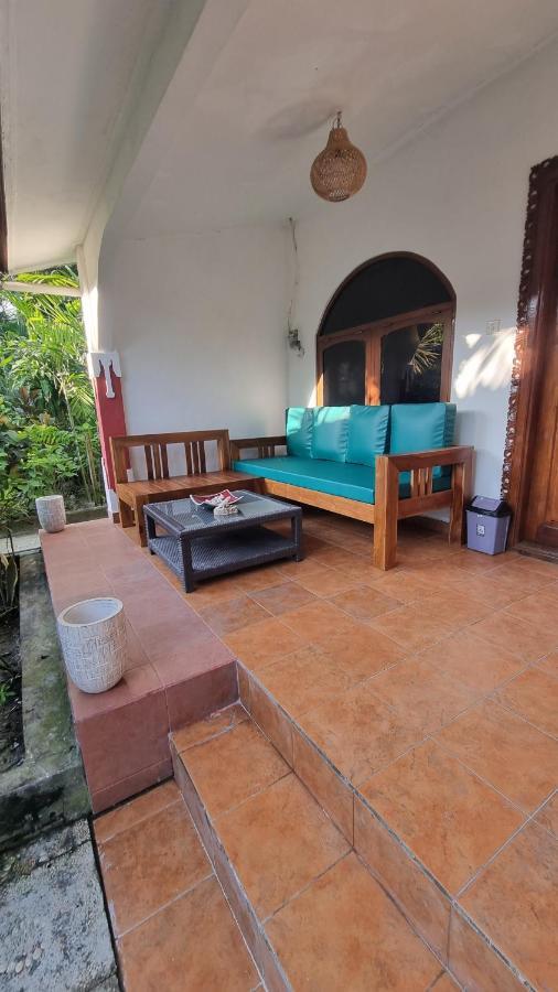 Catra Homestay Beach Apartments Candidasa Kültér fotó